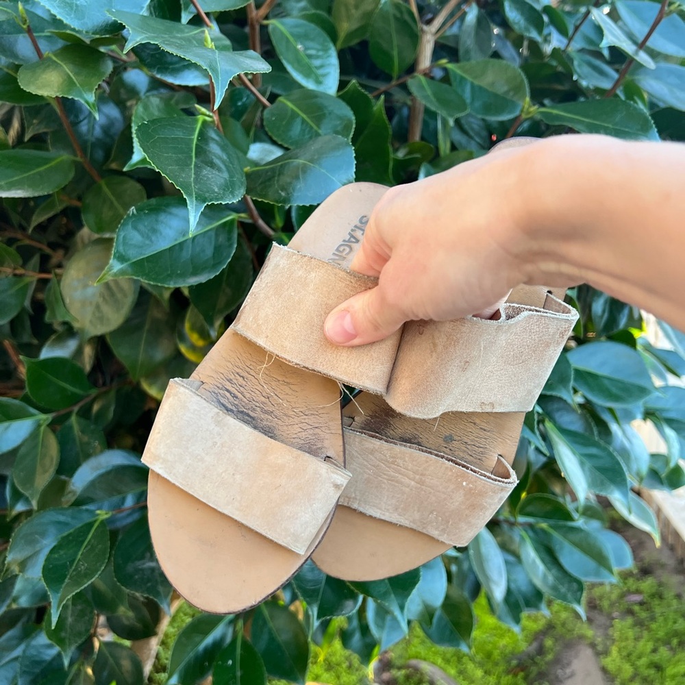 St. Agni Leather Slides